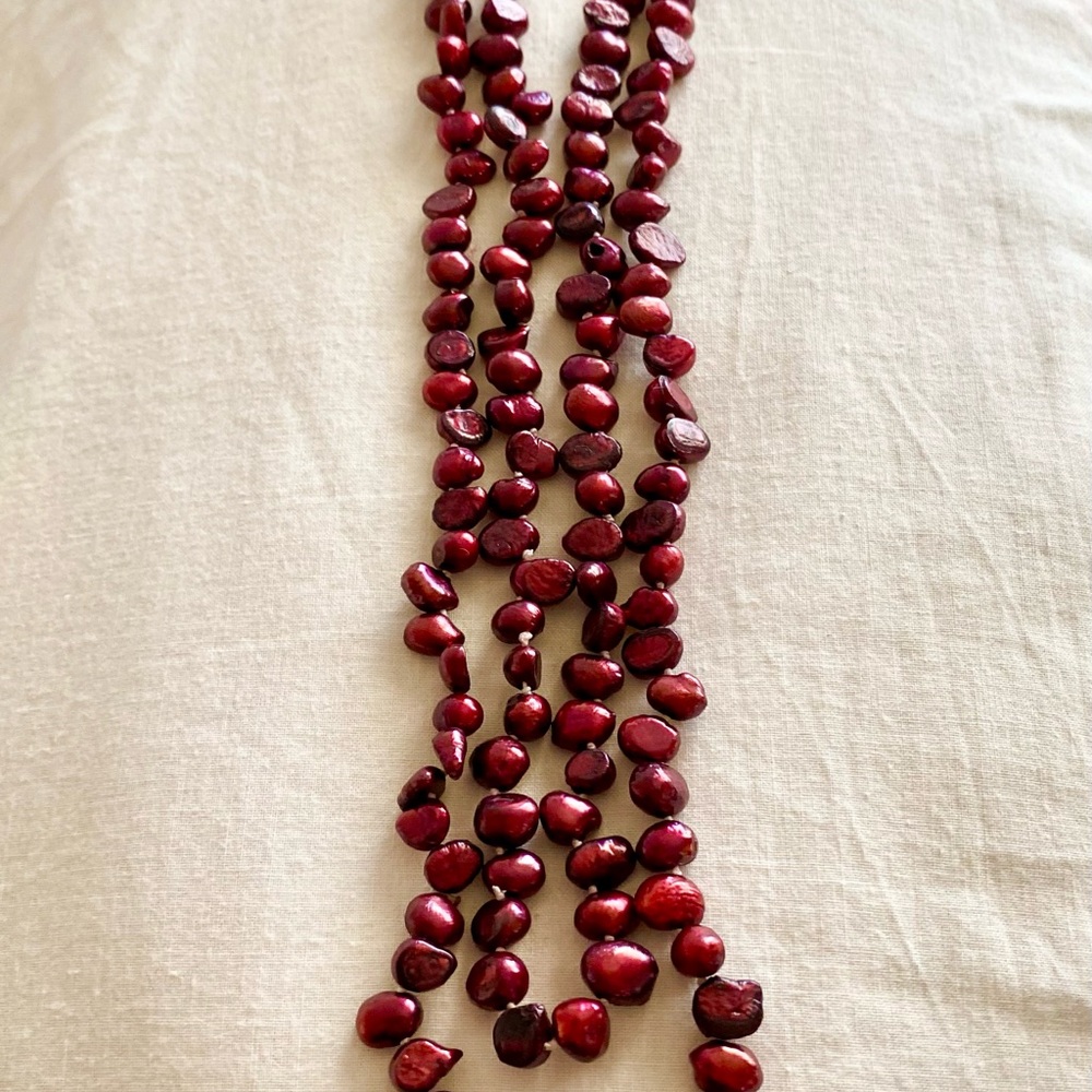 Extra long fuchsia colored freshwater pearl necklace